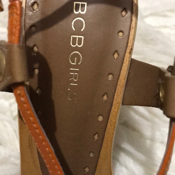 BCBG Girls Rainbow Strap Wooden Heels - Picture 4 of 6